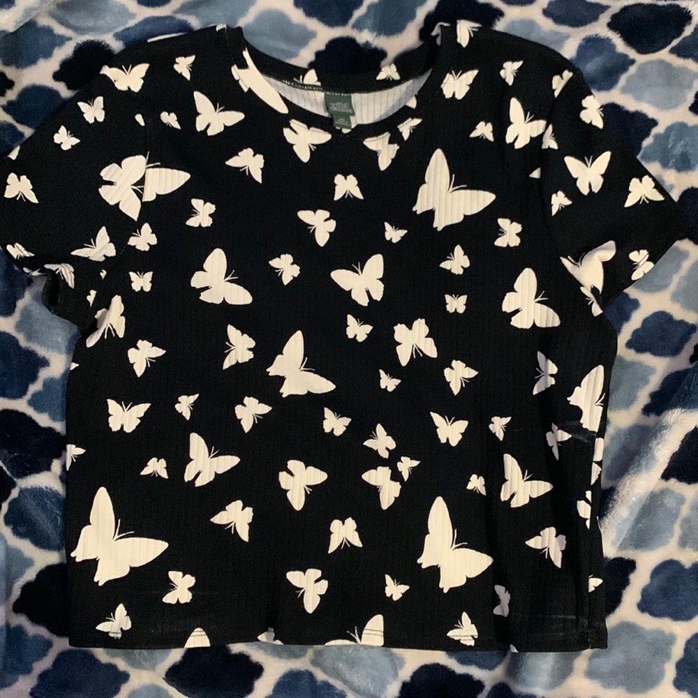 Wild Fable Butterfly Cropped Top